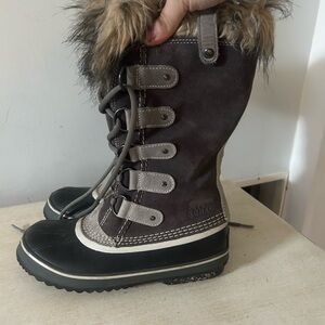 Sorel Brown Winter Boots